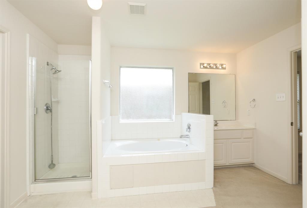 2202 Sugar Hill Drive, Deer Park, Texas image 24