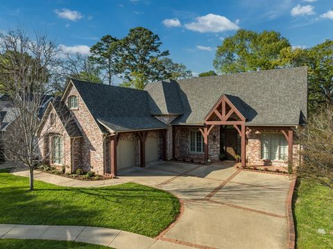 Photo of 161 Dogwood Lakes Circle, Bullard, TX 75757 (MLS # 81678062) Photo of 161 Dogwood Lakes Circle, Bullard, TX 75757 (MLS # 81678062)