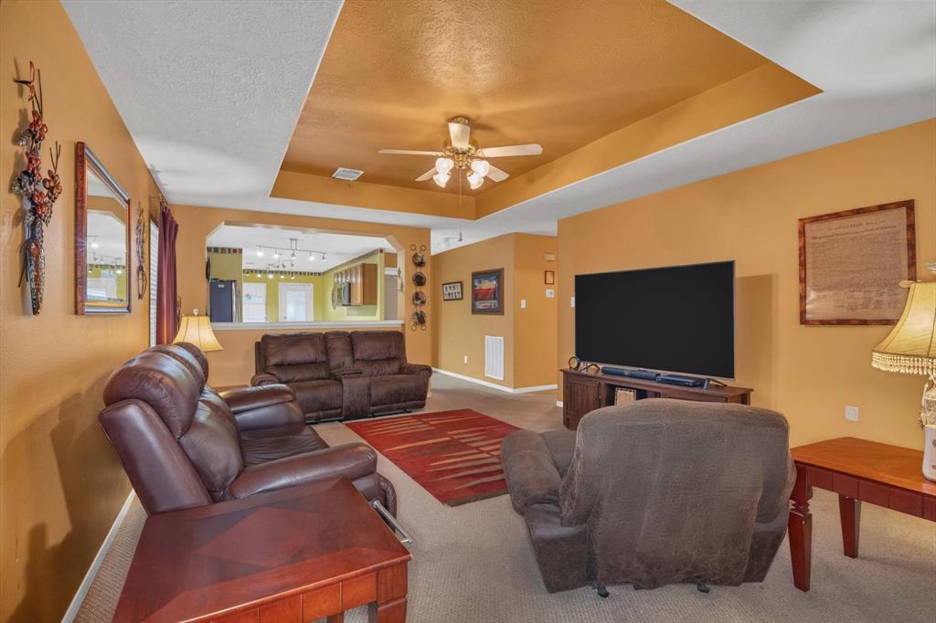 18422 Atascocita Meadows Drive, Humble, Texas image 5