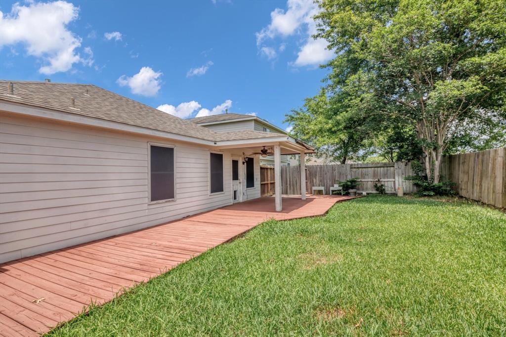 18422 Atascocita Meadows Drive, Humble, Texas image 21