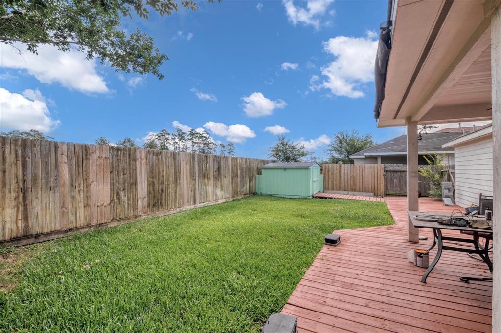 18422 Atascocita Meadows Drive, Humble, Texas image 23
