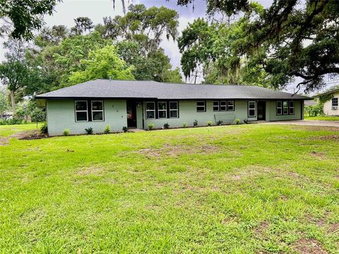 A home in Lake Jackson