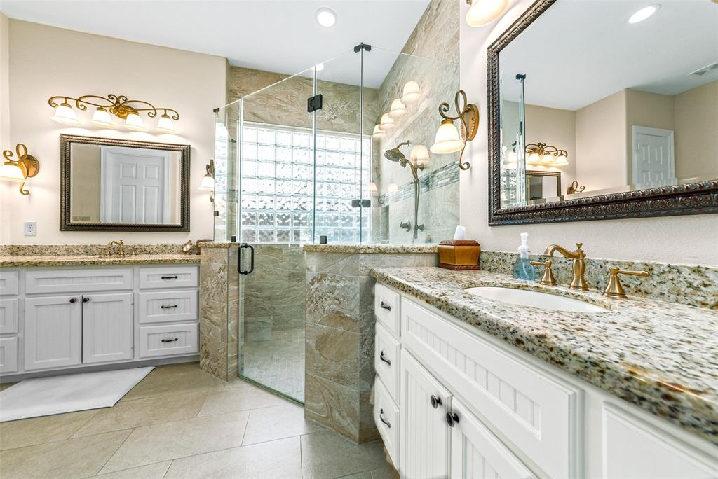 1315 Avon Way, Houston, Texas image 14