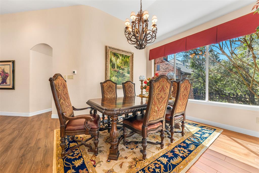 1315 Avon Way, Houston, Texas image 8