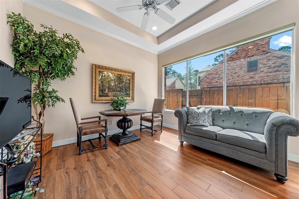 1315 Avon Way, Houston, Texas image 11