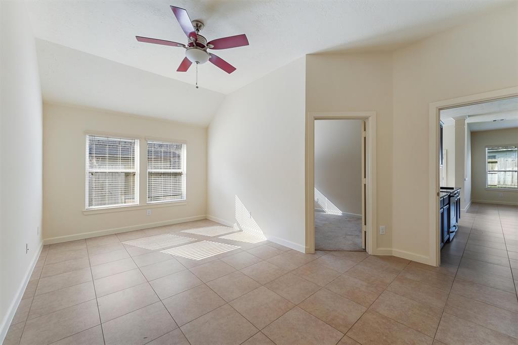 3635 Sunlight Hill Lane, Spring, Texas image 6