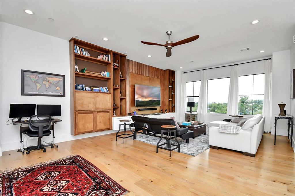 2303 Yupon Street, Houston, Texas image 38