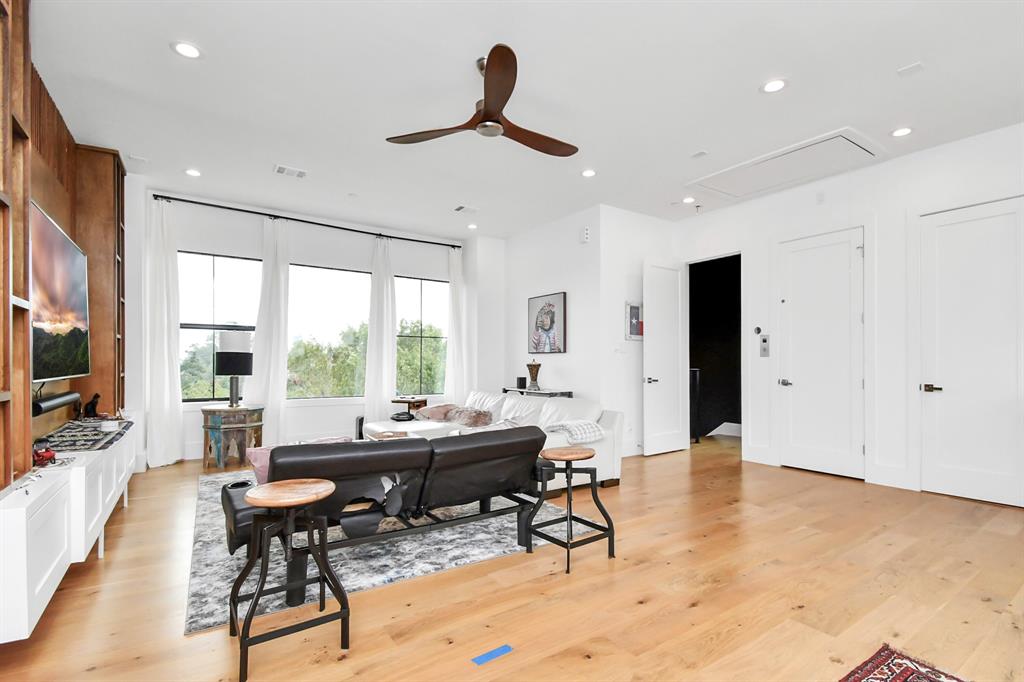 2303 Yupon Street, Houston, Texas image 41