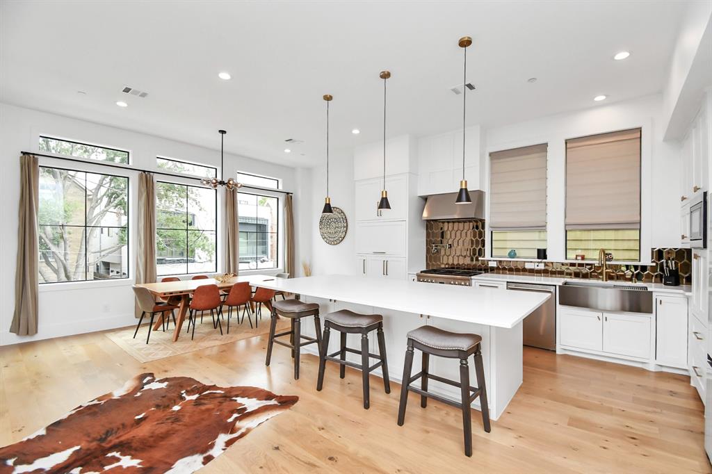 2303 Yupon Street, Houston, Texas image 19