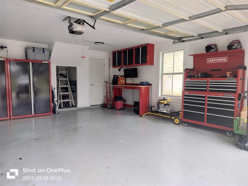 127 Augusta Drive, Woodcreek, Texas image 36
