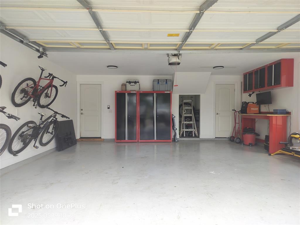 127 Augusta Drive, Woodcreek, Texas image 37