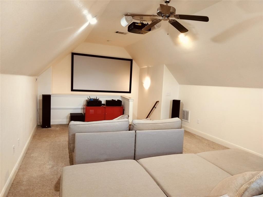 127 Augusta Drive, Woodcreek, Texas image 33