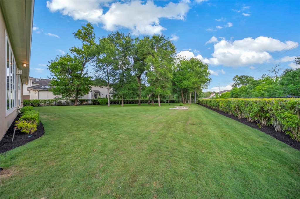 5023 Tillbuster Ponds Court, Sugar Land, Texas image 34