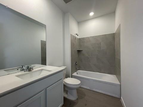 1202 Garrett Sudhendrio Drive, Crosby, Texas image 5