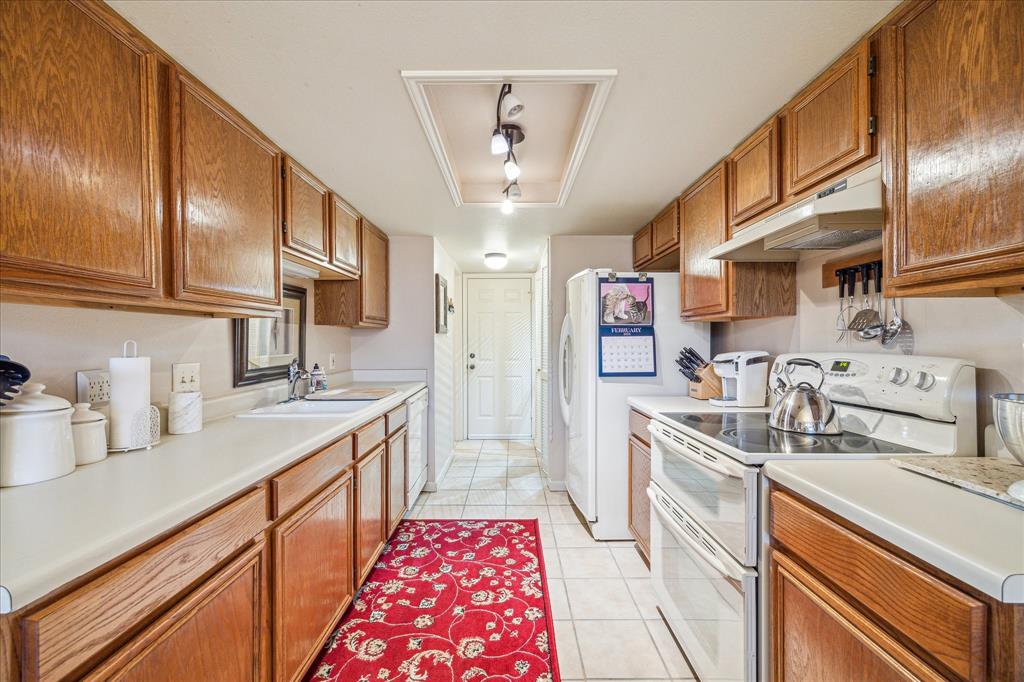 16814 Chapel Pines Drive #137, Spring, Texas image 7