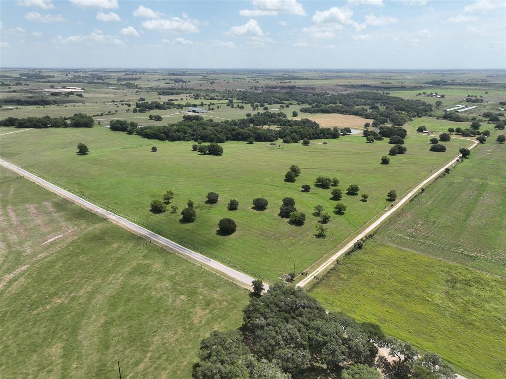 193 Cr 261, Moulton, Texas image 14