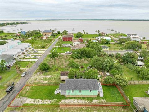 A home in San Leon