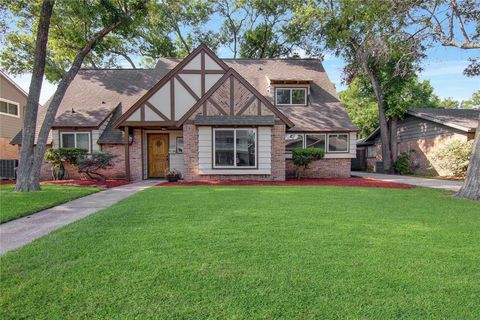 427 Pebblebrook Drive El Lago TX 77586