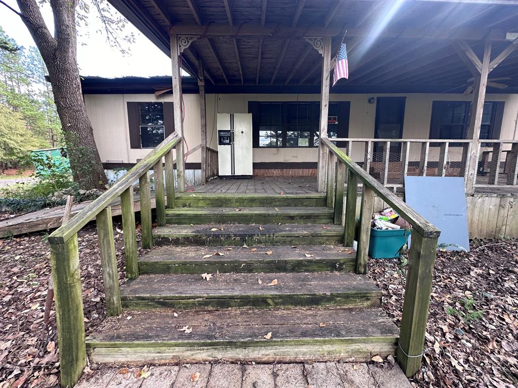 149 Egrett Street, Livingston, Texas image 8