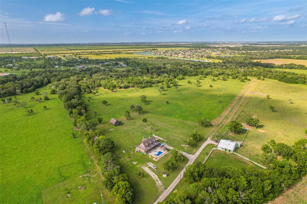 1951 Rymal Road, Alvin, Texas image 1