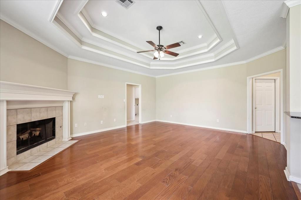 6180 Gracemount Lane, Beaumont, Texas image 9