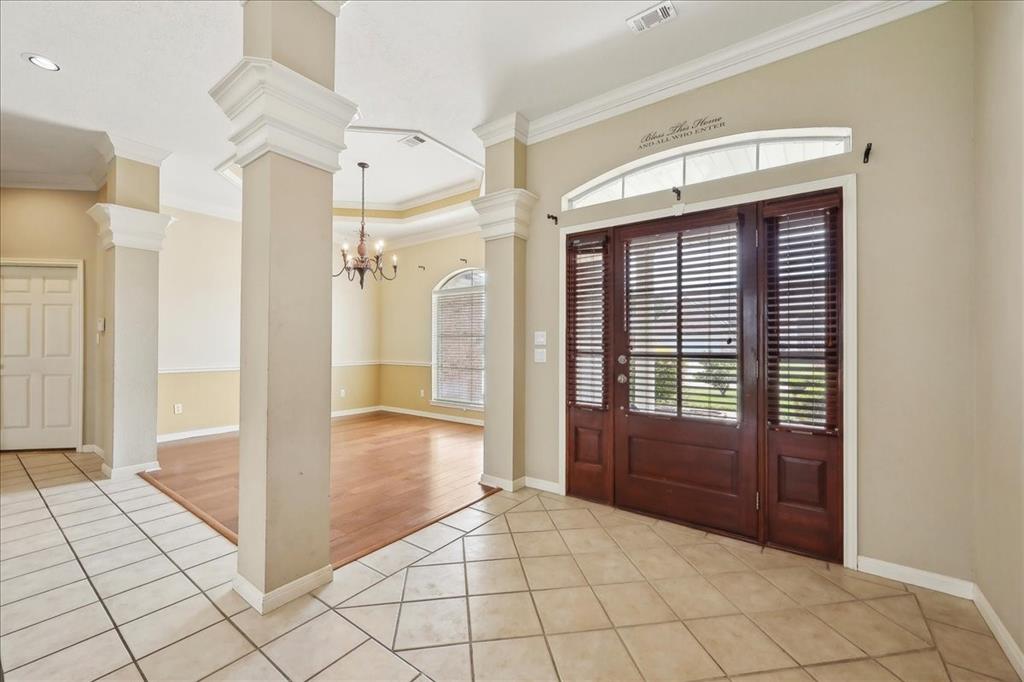 6180 Gracemount Lane, Beaumont, Texas image 3