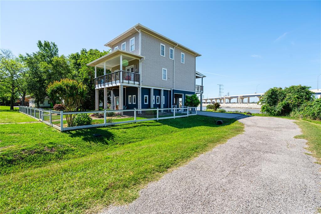 814 Hall Avenue, Seabrook, Texas image 8