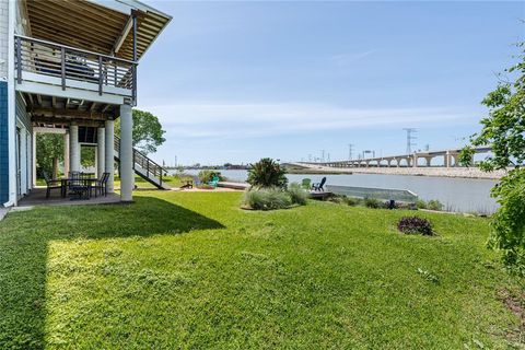 A home in Seabrook