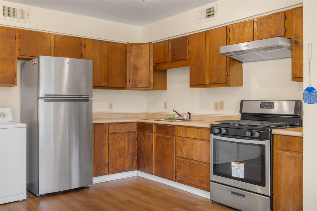 906 W 3rd Street, Hearne, Texas image 16
