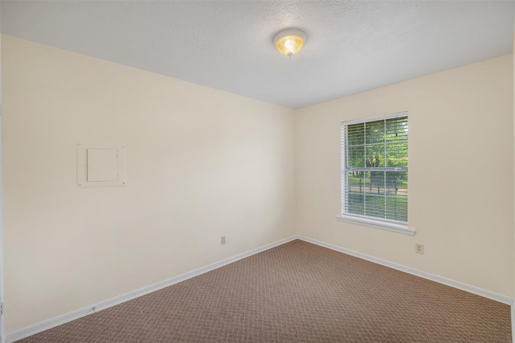 906 W 3rd Street, Hearne, Texas image 23