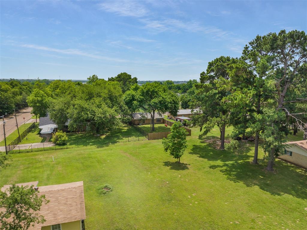 906 W 3rd Street, Hearne, Texas image 13