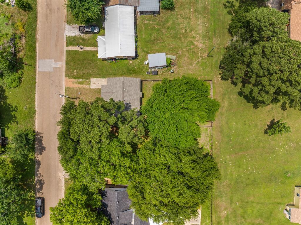906 W 3rd Street, Hearne, Texas image 27