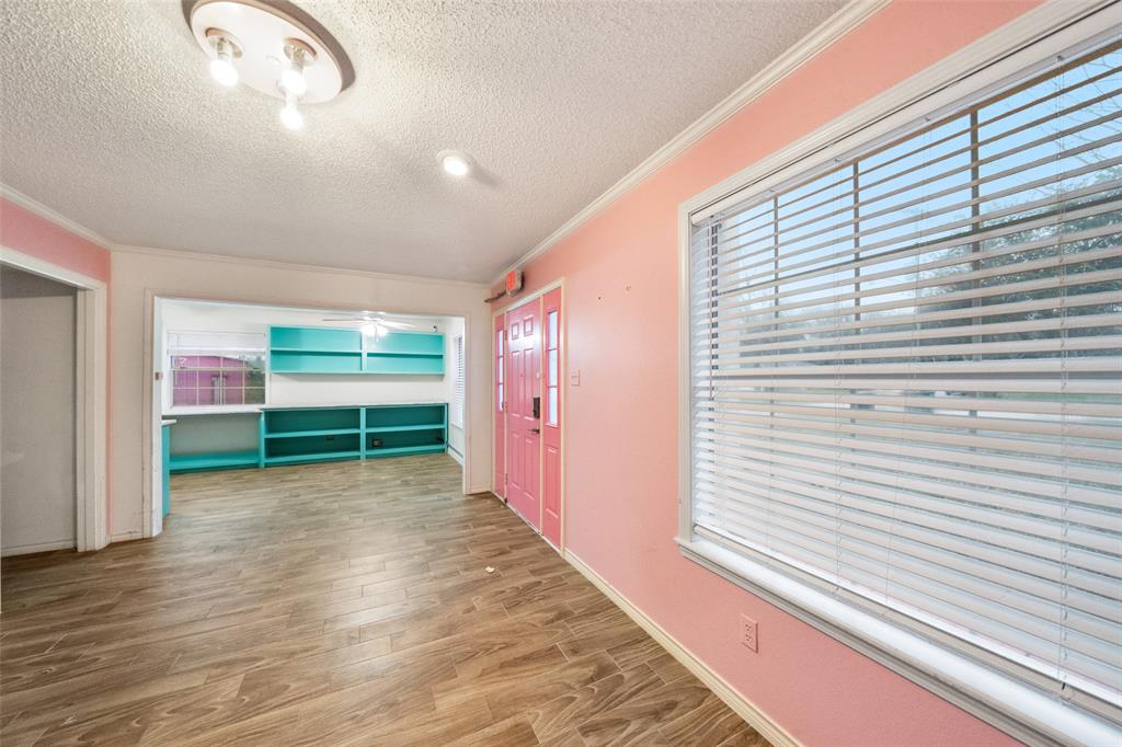 1406 Avenue Q, Huntsville, Texas image 7