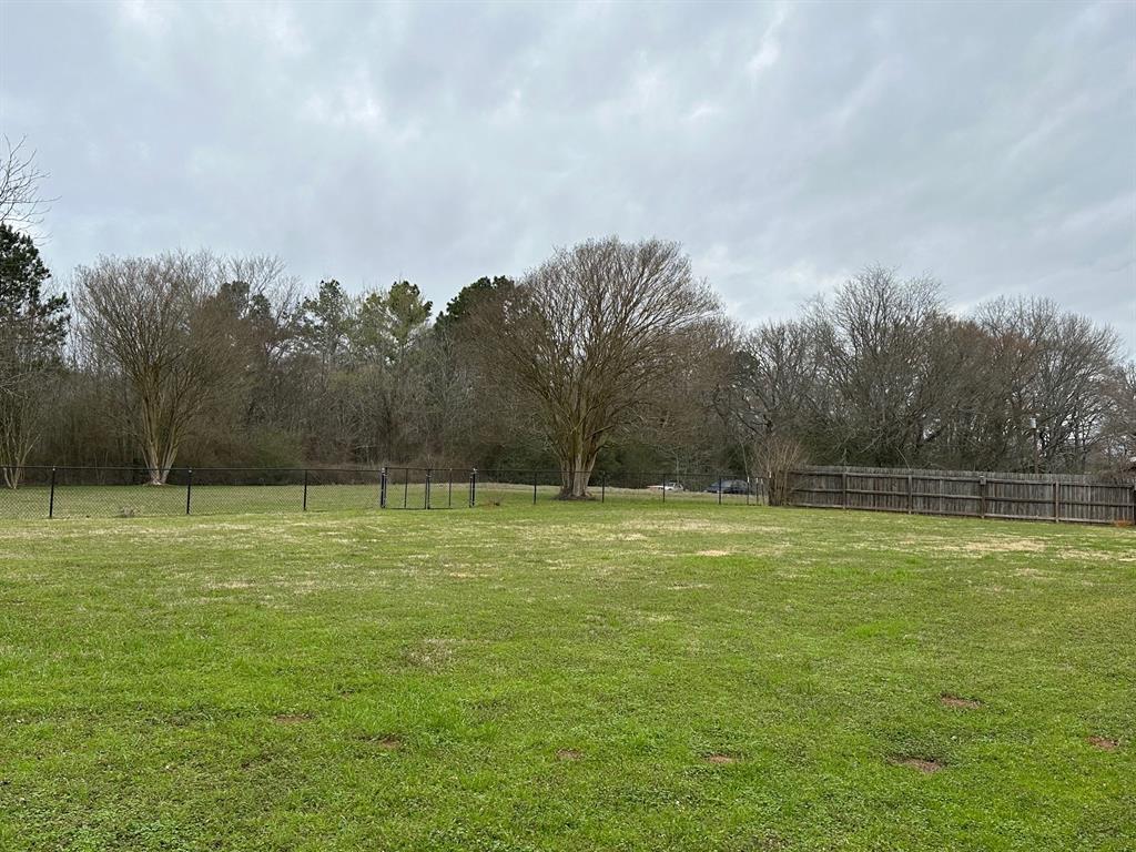 2035 County Road 1610, Crockett, Texas image 31