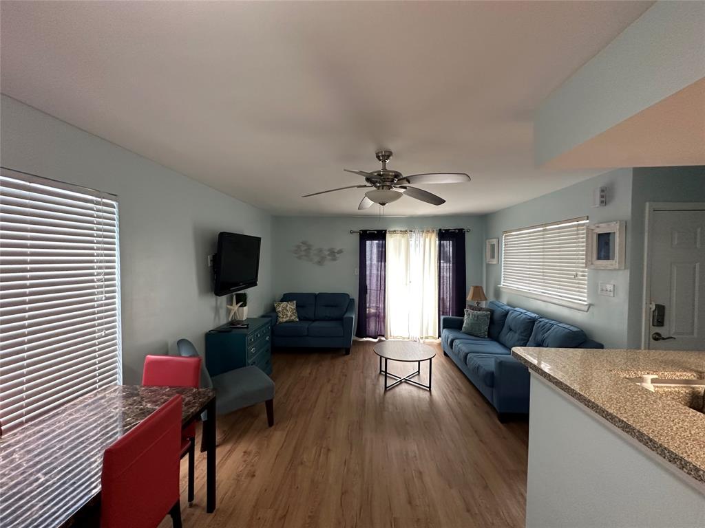 3506 Cove View Boulevard #911, Galveston, Texas image 9