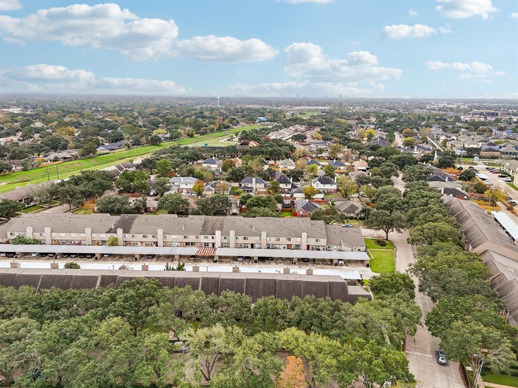 15353 Falmouth Avenue #2, Houston, Texas image 43