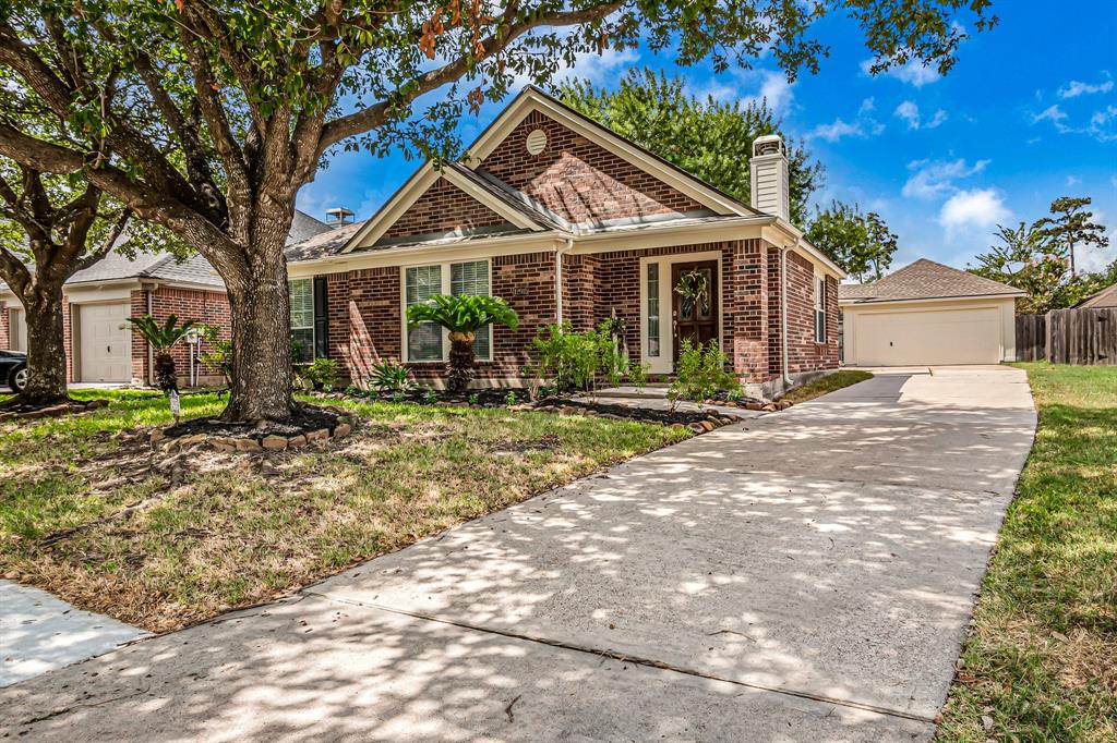 12915 Cascadia Knoll Court, Humble, Texas image 1