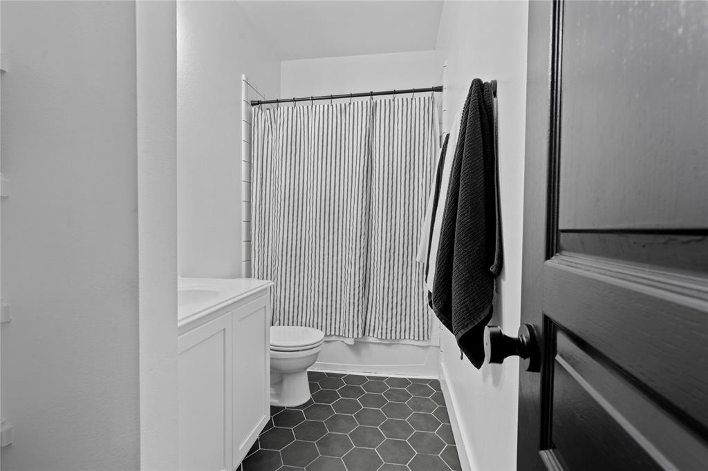 7529 Topaz Way, Texas City, Texas image 14