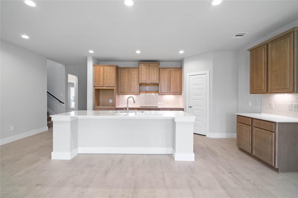 3020 Mesquite Pod Trail, Conroe, Texas image 6