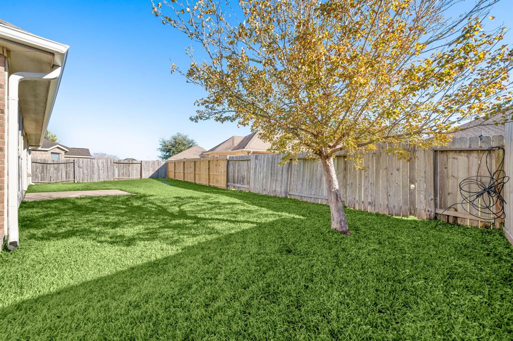 9307 Russeff Field Lane, Rosenberg, Texas image 34