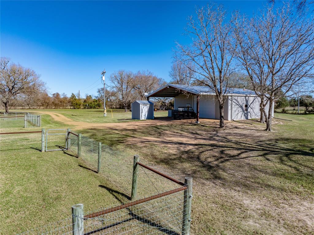 450 Woods Prairie Cemetery Lane, West Point, Texas image 45