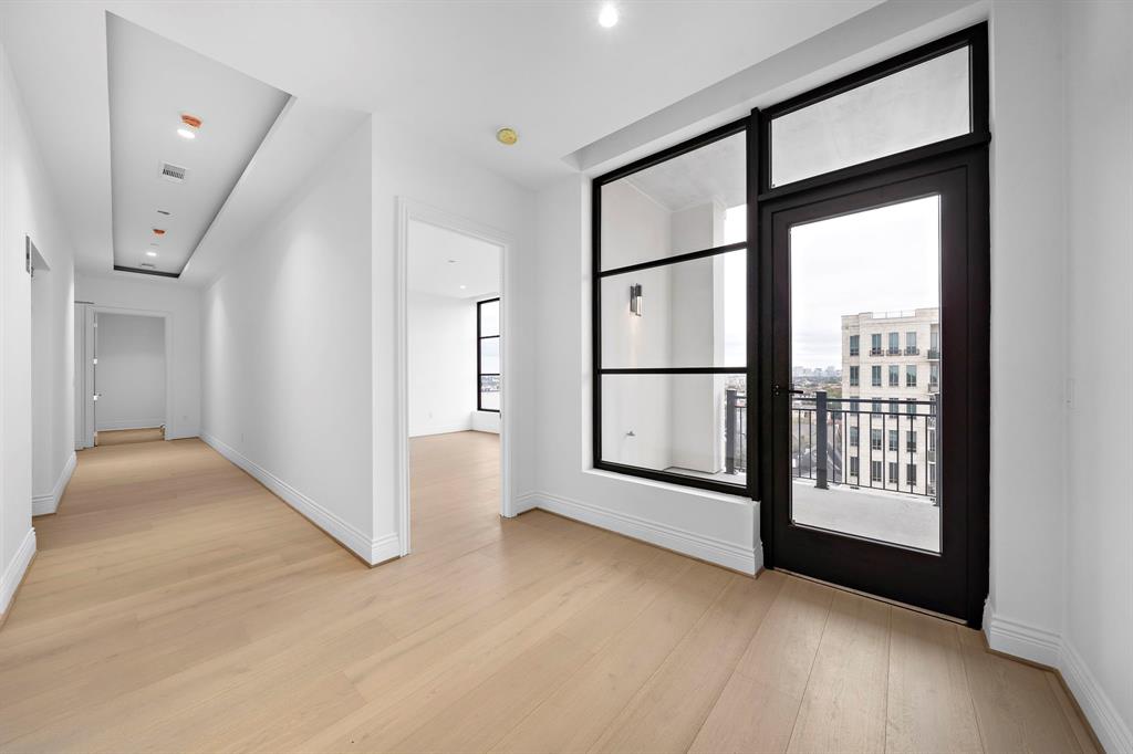 2323 San Felipe Street #803, Houston, Texas image 3