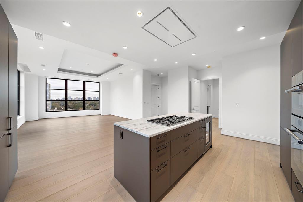 2323 San Felipe Street #803, Houston, Texas image 6