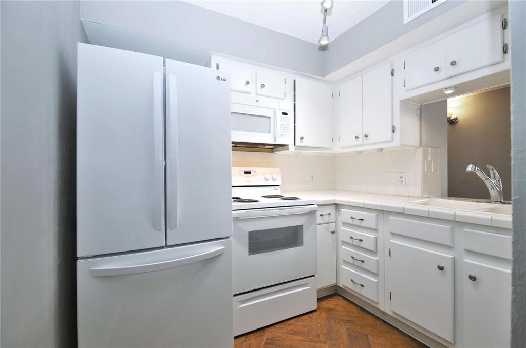6433 Bayou Glen #6433, Houston, Texas image 4