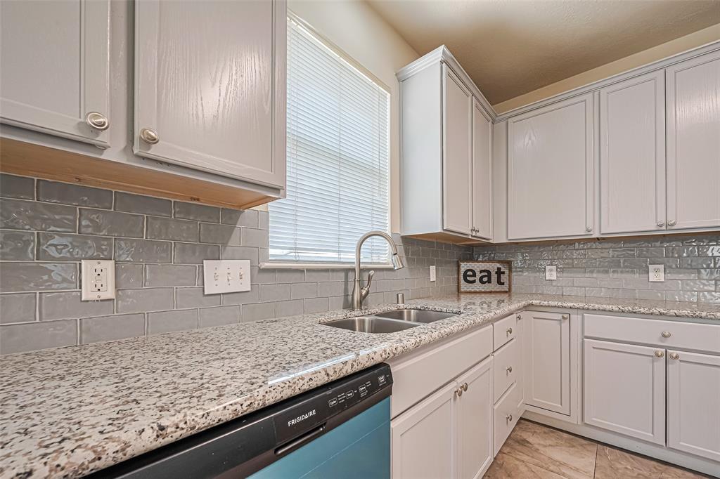 3631 Fiorella Way, Humble, Texas image 9
