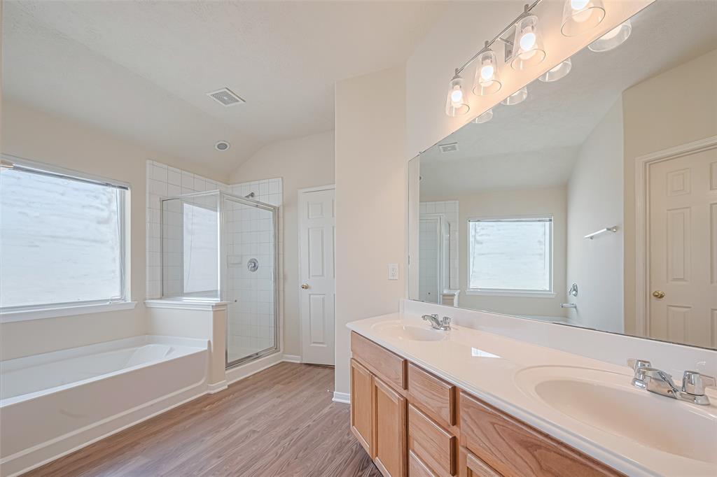 3631 Fiorella Way, Humble, Texas image 32