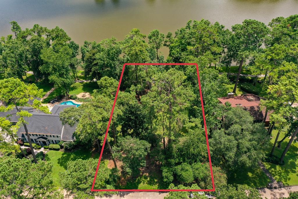 10 Shorelake Drive
