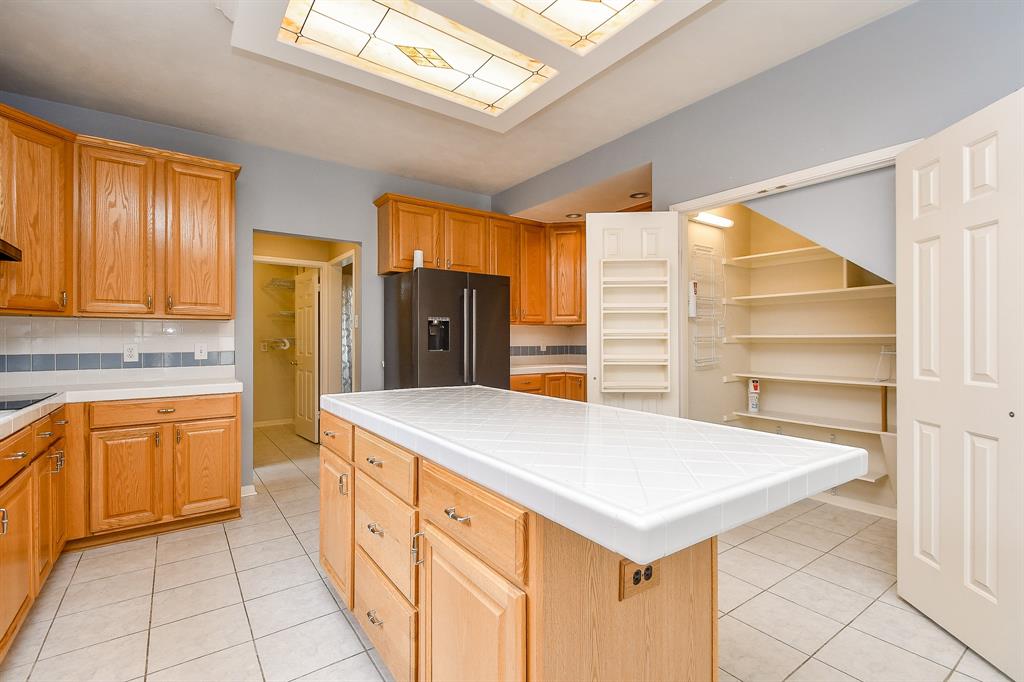 1907 Hickory Hill Court, Sugar Land, Texas image 13