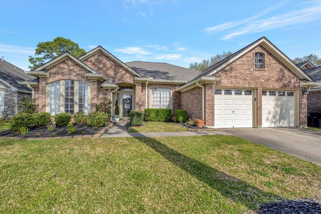 719 Lochnell Drive