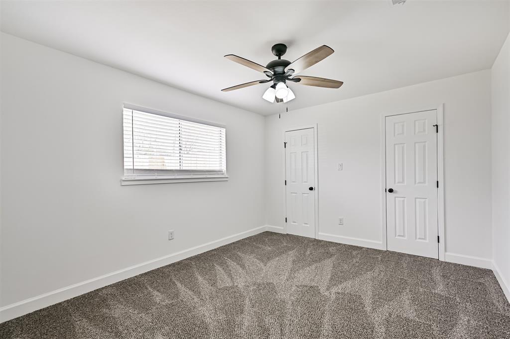 512 Stoneledge Drive, Friendswood, Texas image 32